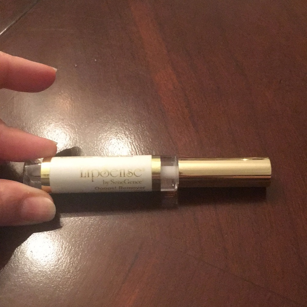 New Unopened LipSense Ooops! Remover